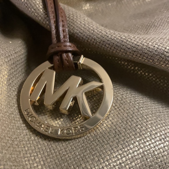 Michael Kors metallic tote bag - Picture 2 of 9